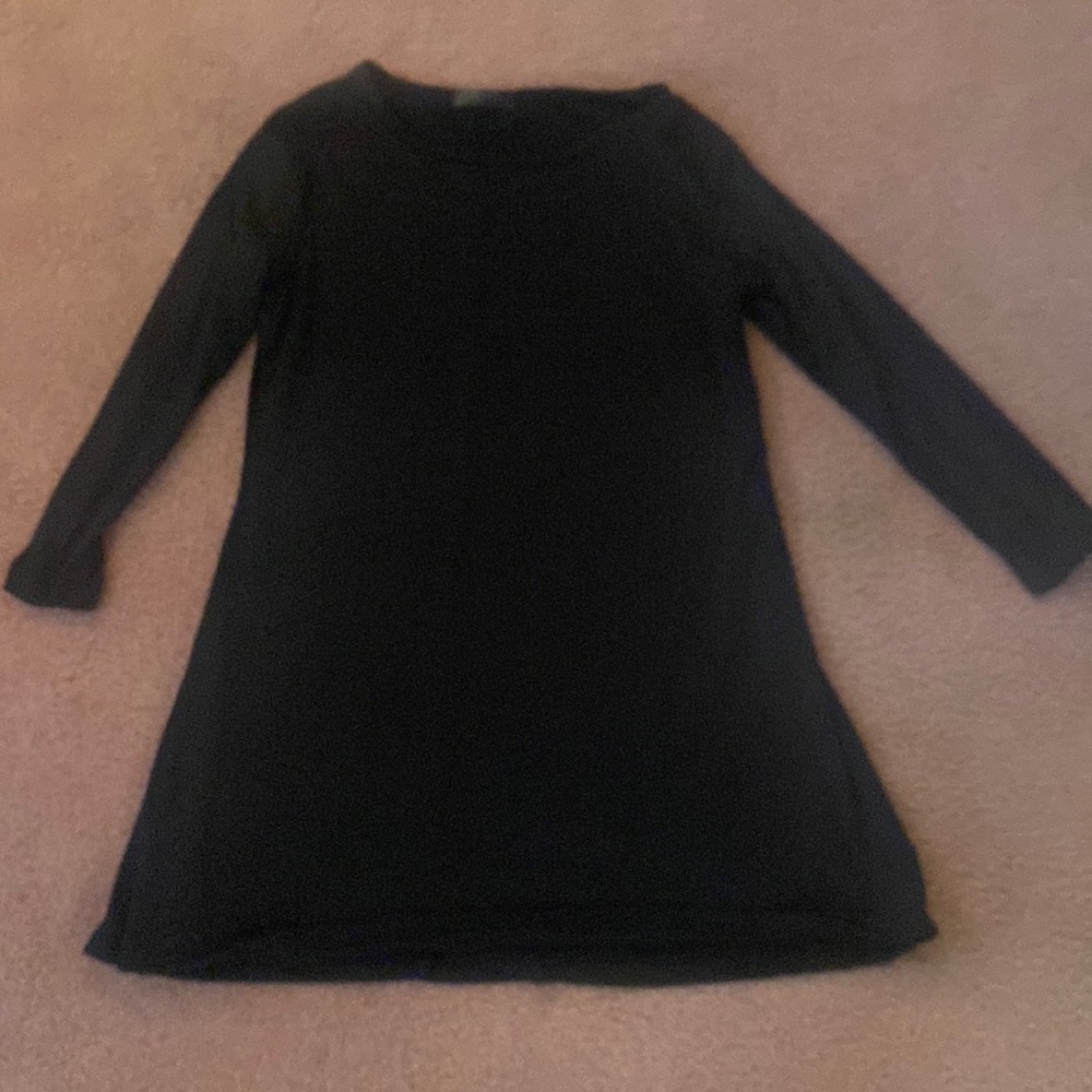 Long sleeve t-shirt mini dress 👗. EUC! Can be dressy or casual.